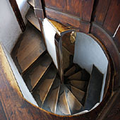 Винтовая лестница Бран