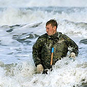Trasa.Ru - Продолжительное пребывание в холодной воде может вызвать судороги